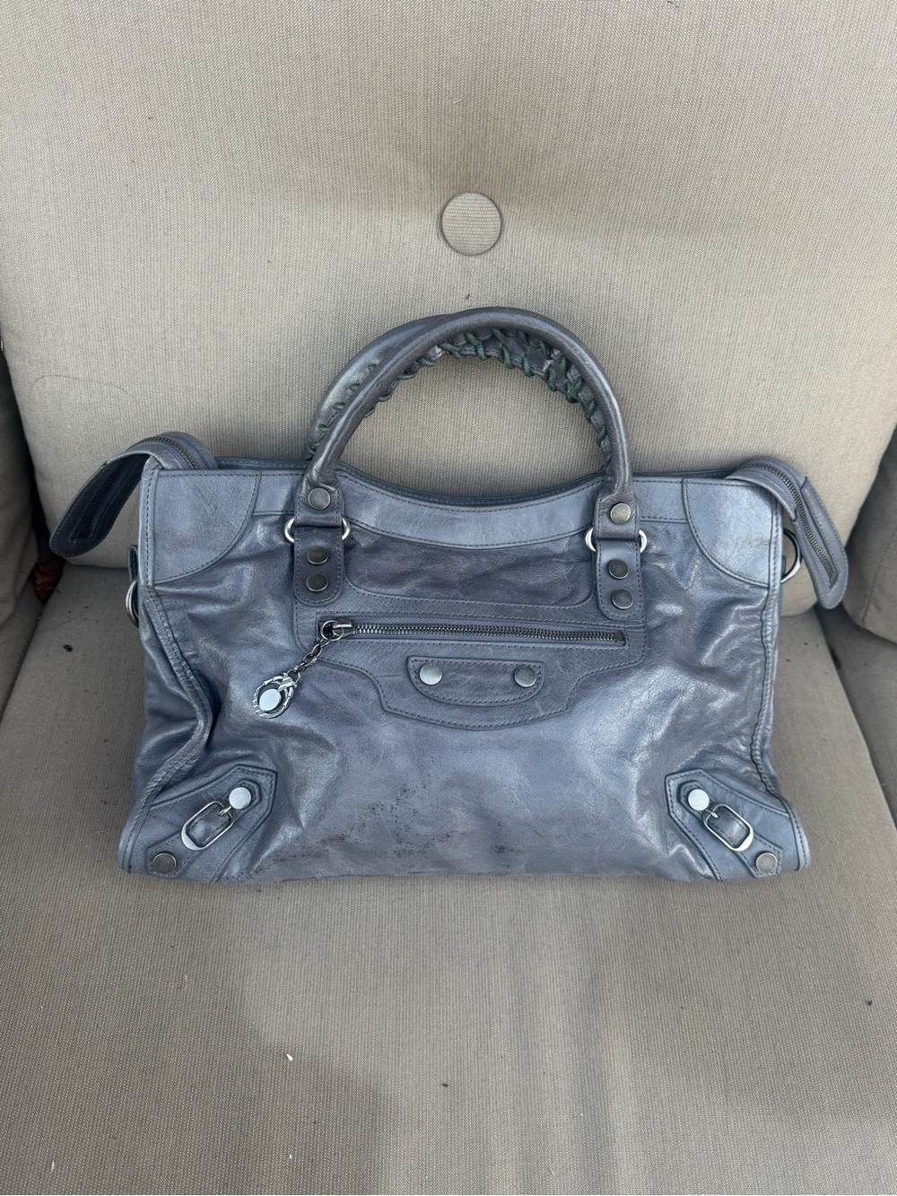 Classic city leather bag Grey size large (no strap no mirror)